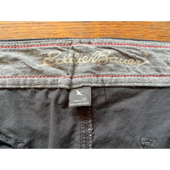 EDDIE BAUER Gray Slightly Curvy Crop Cargo Pants Women sz 10 - Picture 5 of 15